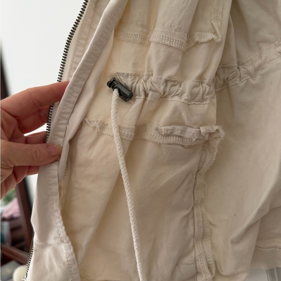 Daily Ritual Beige Utility Jacket - Picture 7 of 9
